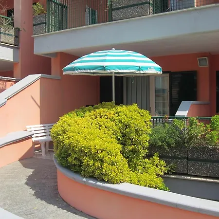 Апарт-отель Arianna Club Hotel Appartamenti