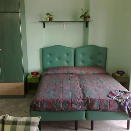 Arianna Club Hotel Appartamenti Апарт-отель Роди-Гарганико