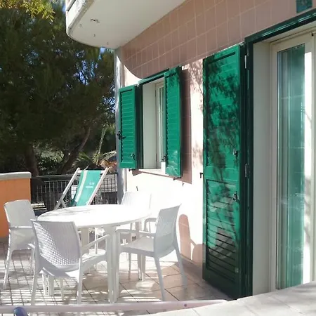 Апарт-отель Arianna Club Hotel Appartamenti *